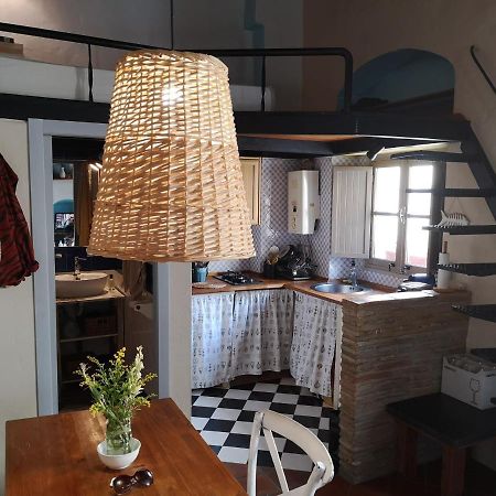 Acogedor Estudio En Casco Antiguo Lägenhet Tarifa Exteriör bild