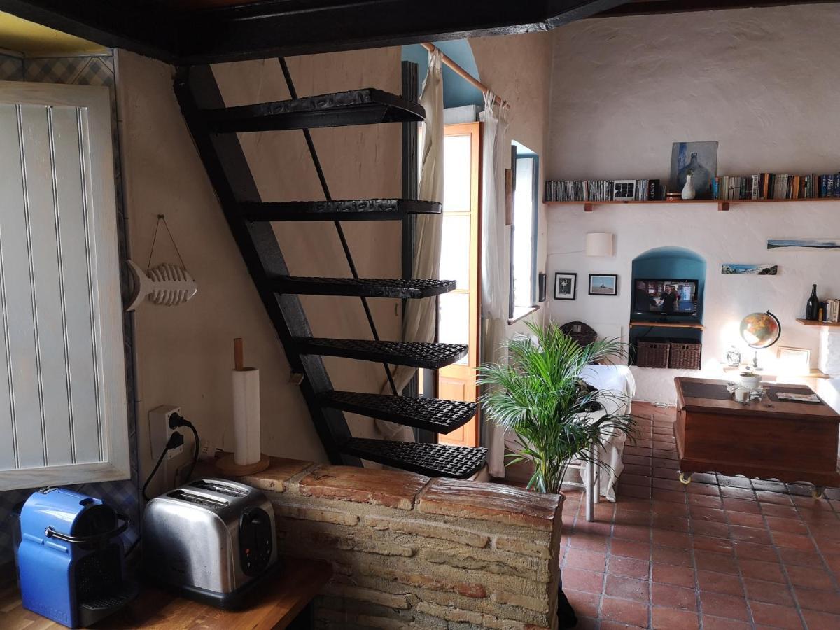 Acogedor Estudio En Casco Antiguo Lägenhet Tarifa Exteriör bild