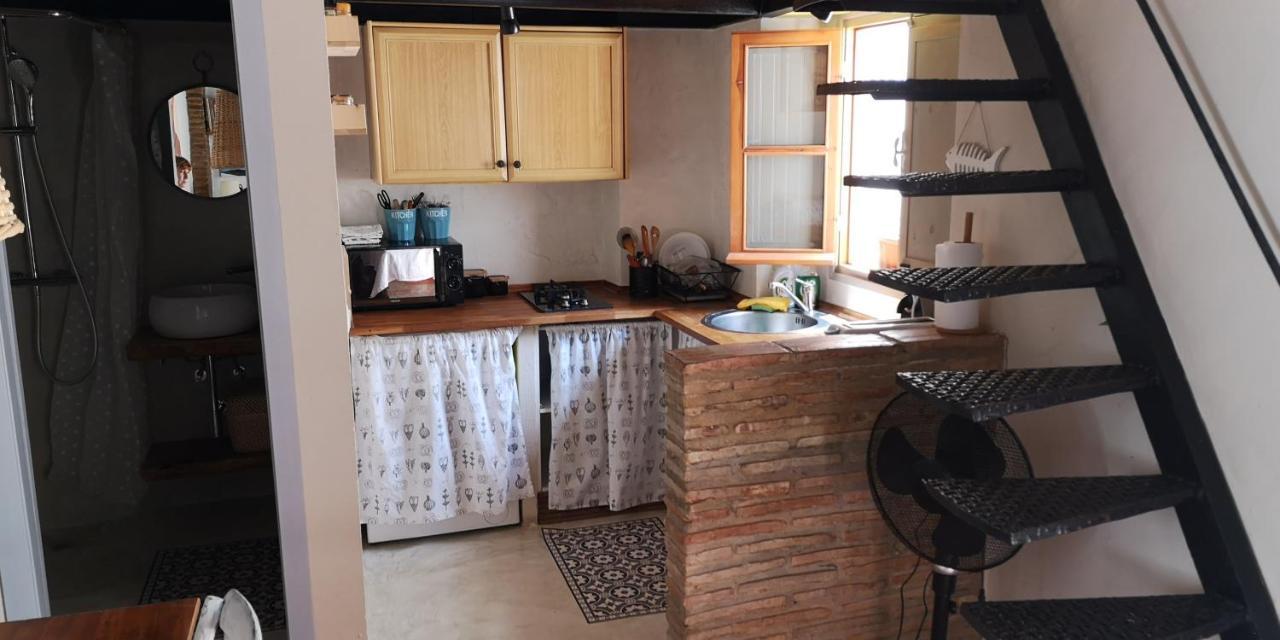 Acogedor Estudio En Casco Antiguo Lägenhet Tarifa Exteriör bild